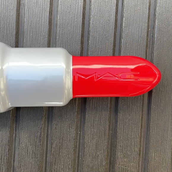 MAC Cosmetic - Red Lipstick Tin - Limited Edition - Picture 2 of 16